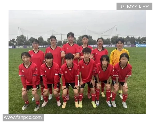 蚌埠足球明星的女朋友揭晓她的生活与梦想之路